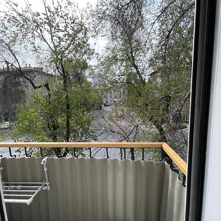 Apartment On Kievskaya Street 비슈케크 외부 사진